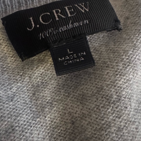 J Crew Cashmere Crewneck Sweater Light Gray size L - Picture 2 of 4